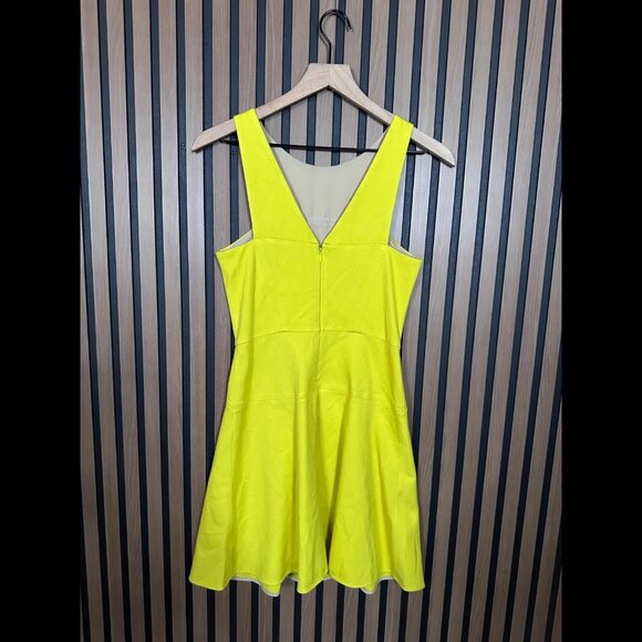 4 Collective Dress 0 Womens Yellow Sleeveless Stretch Back Zip Skater Anthro - Picture 2 of 9